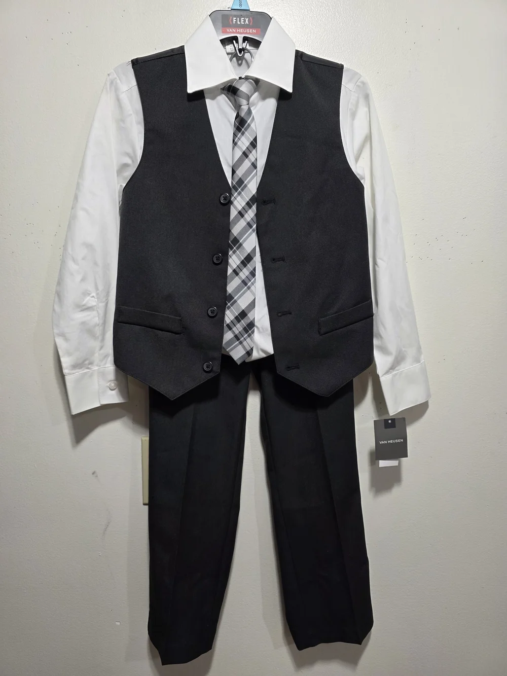 NWT! Van Heusen Boys Black Vest Set Size 8 Regular 4-Piece Suit Outfit